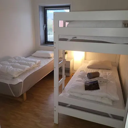 Stor Sentral Billig Med 1-8 Soveplasser Gratis Parkering Og Wifi 2 Soverom Appartamento *